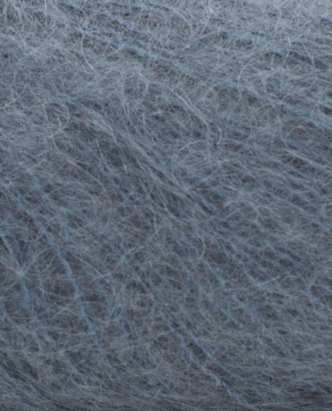 Phil Mohair Soie 2447 Leisteen - detail van de draadstructuur