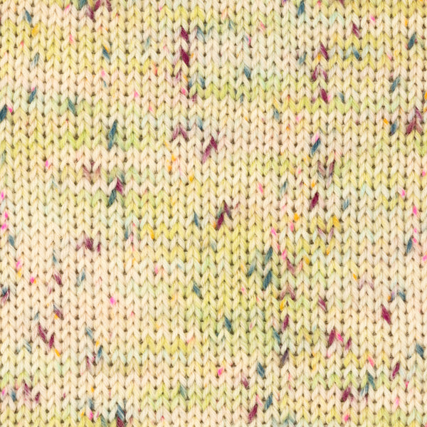 DROPS Fiesta Print 47 Sour Candies
