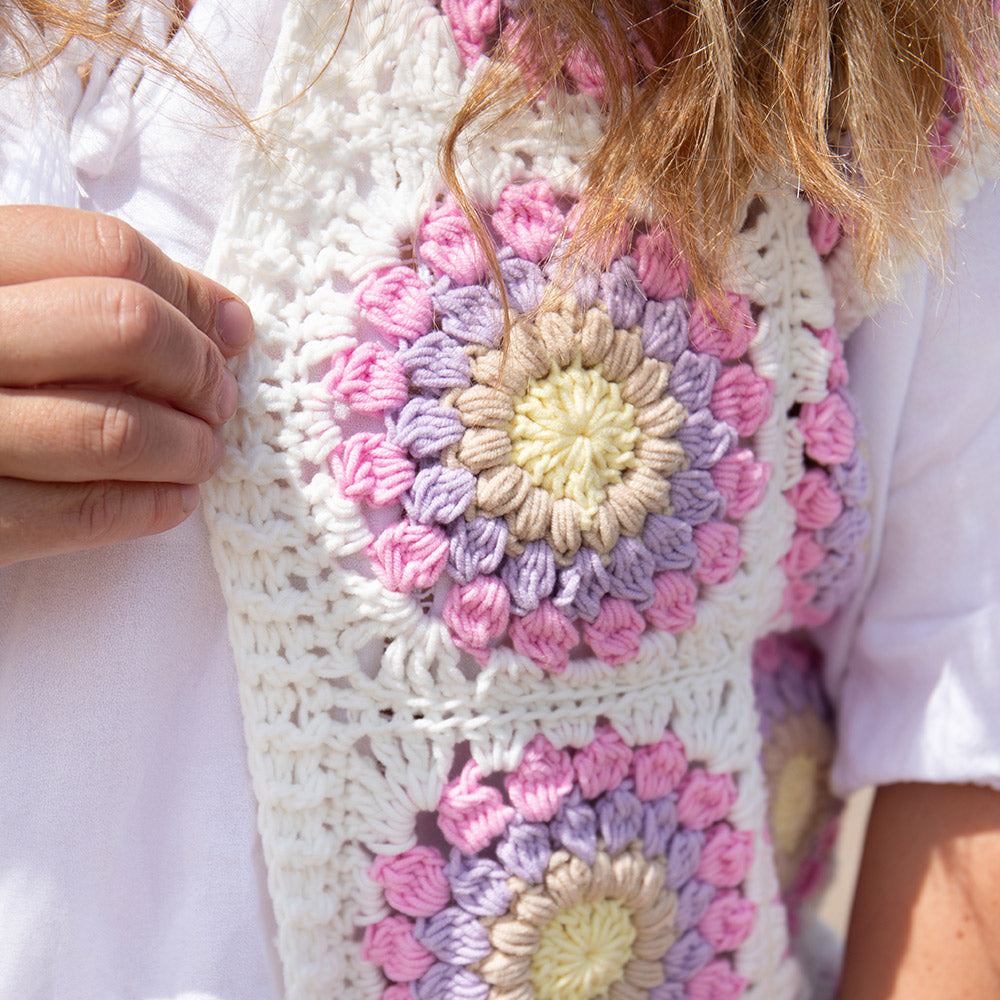 Finishing Stitches - Pastel Sunset Gilet Haakpatroon (Digital)