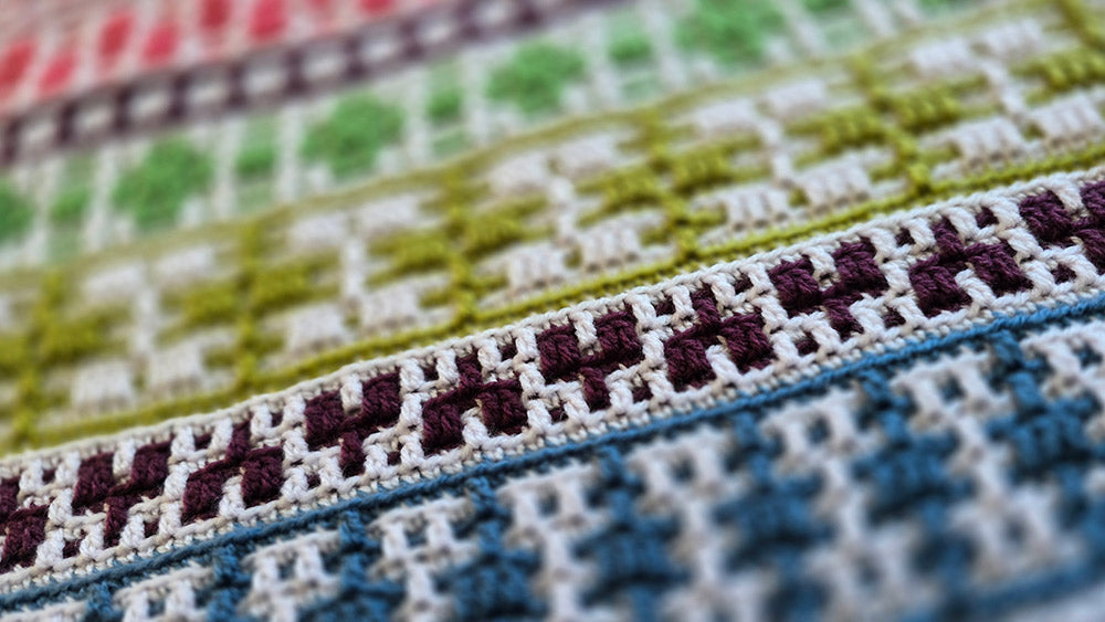 Rosina Plane Adventures in Overlay Mosaic - detail van de Modern kleurstelling