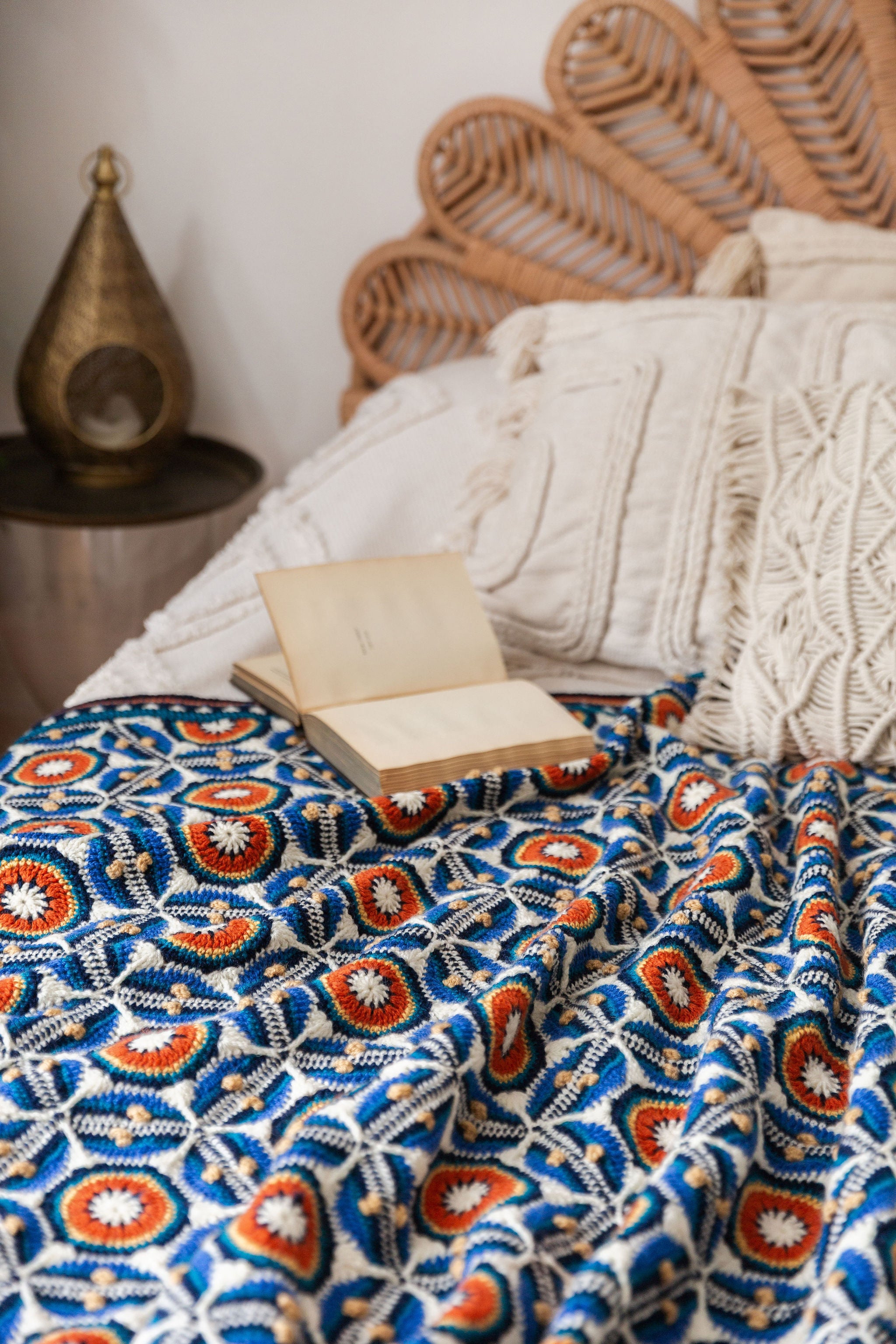 Sevilla Blanket Special DK Crochet Kit - Janie Crow | Yarnplaza