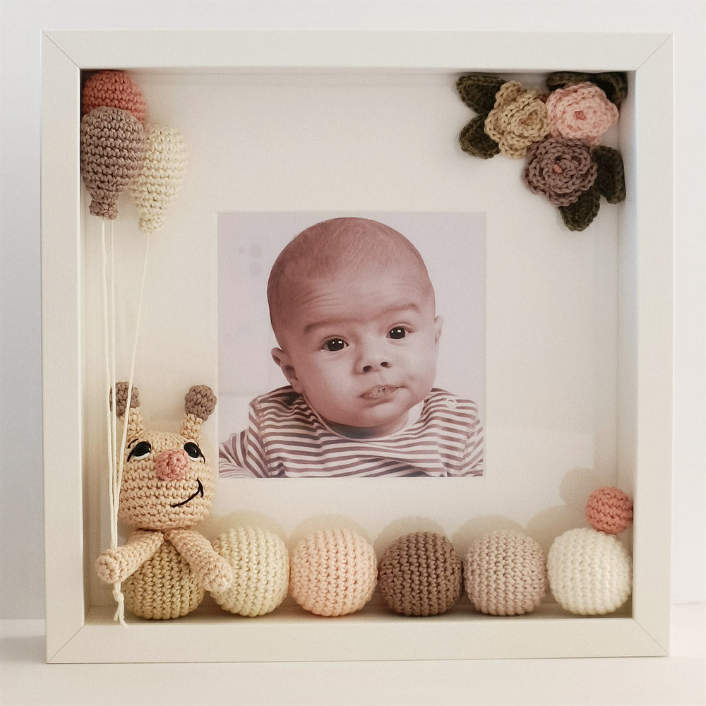 Rups in fotolijst - Sandra Bekx Haakpakket 001 Roze