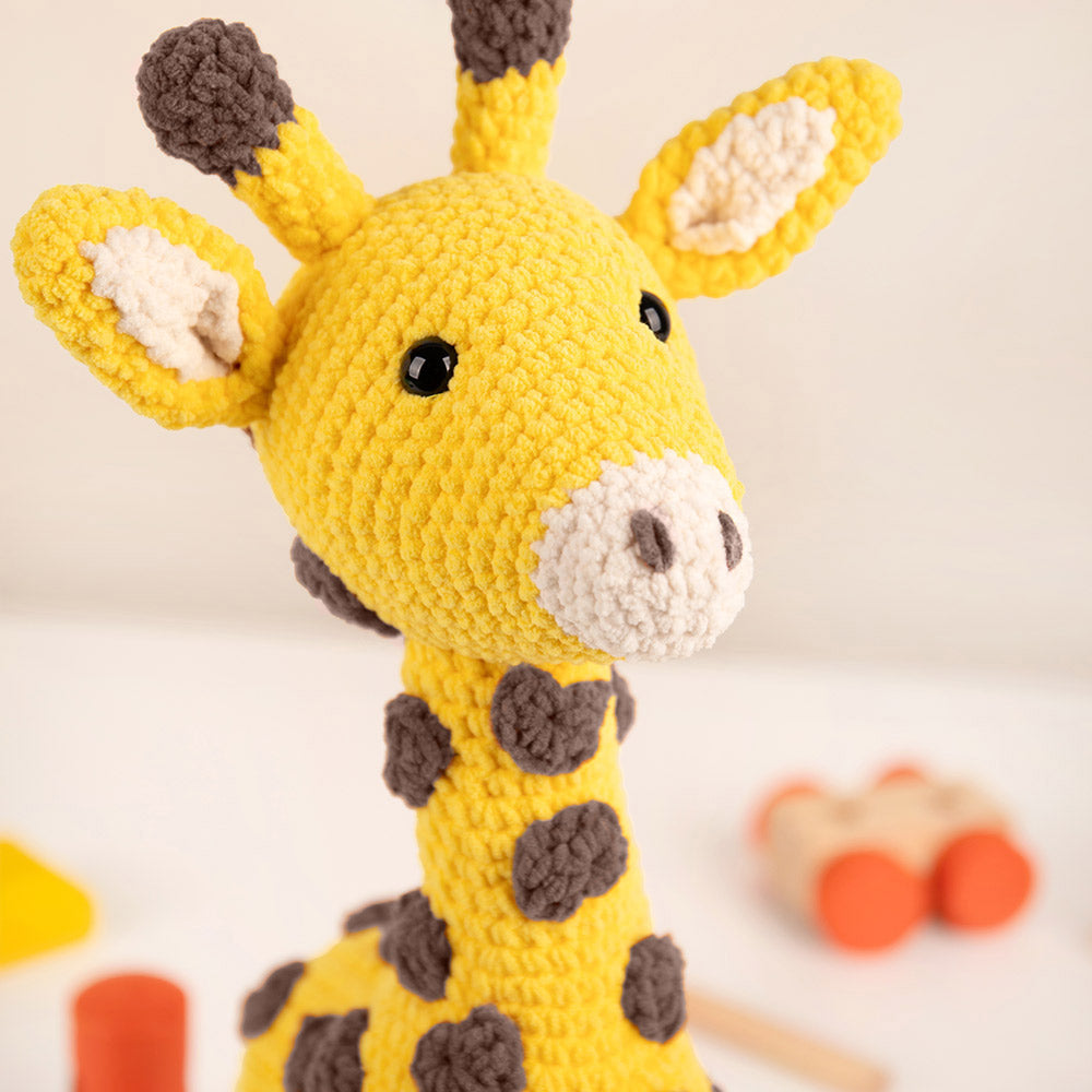Giraffe kleur — gemaakt met Giraffe Gigi Garenpakket - Exclusief Patroon