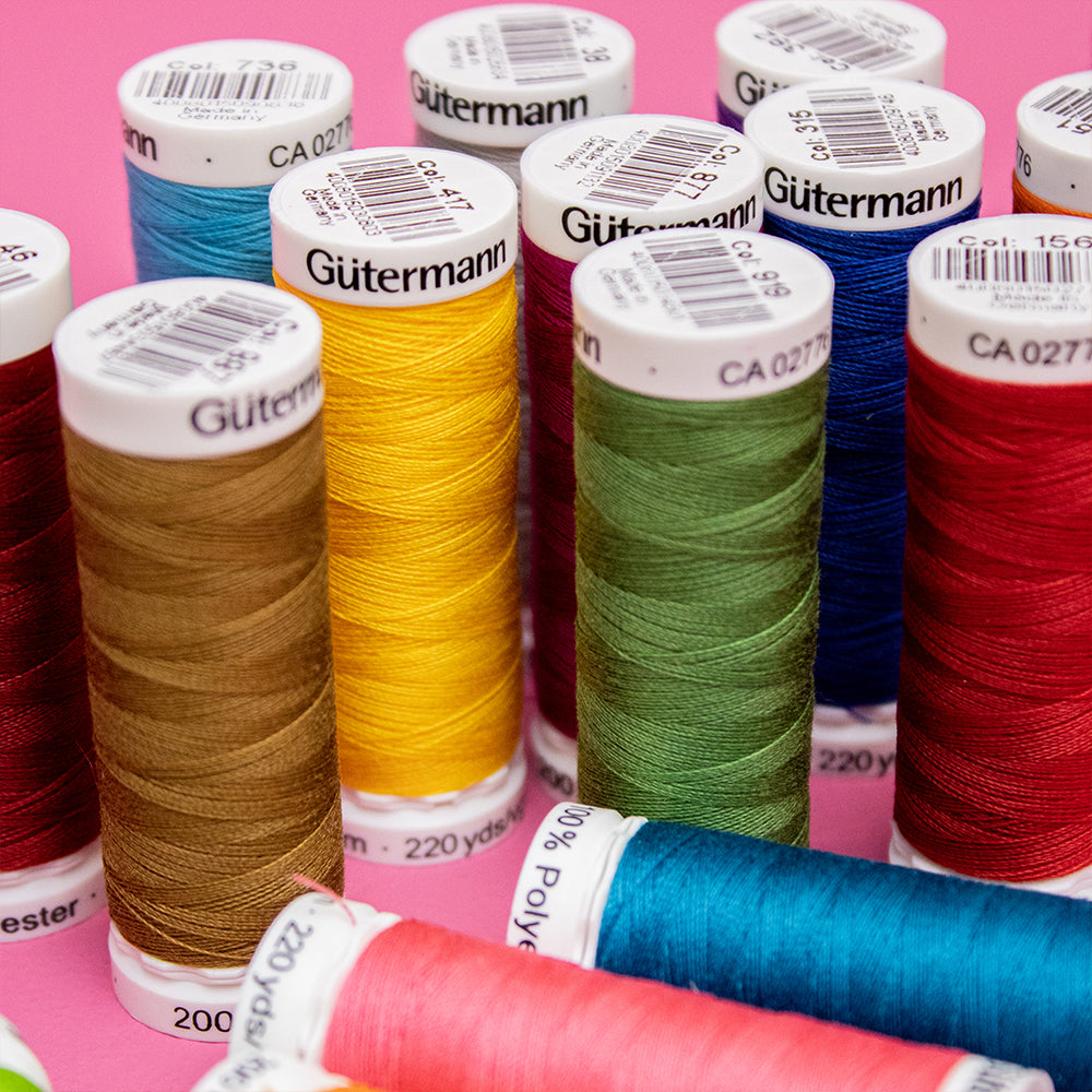 Sfeerbeeld met Gütermann Polyester Nähgarn 200m 531 (4)
