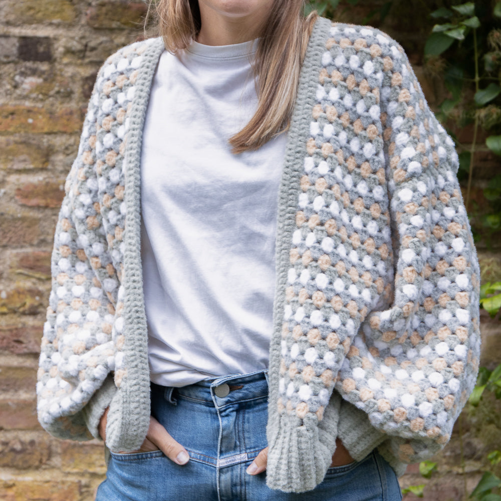 Safari — gemaakt met Haakpatroon Felt-it Granny Stripe Vest (Digital)