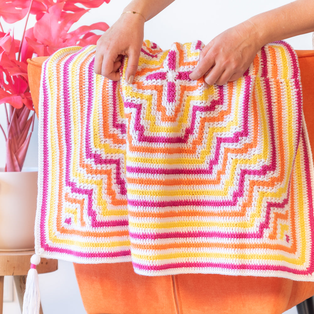 Haakpatroon Yarn and Colors Amazing Flower Blanket (5)