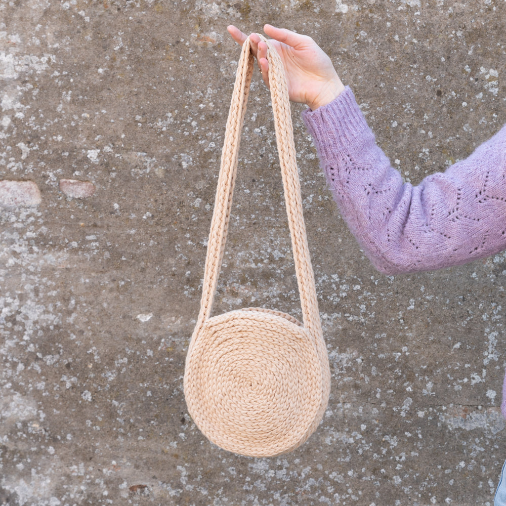 Basket bag — gemaakt met Haakpatroon Yarn and Colors Basket Bag (3)