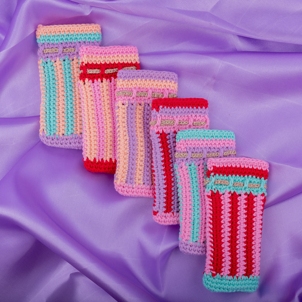 Colorful christmas cutlery keeper — gemaakt met Haakpatroon Yarn and Colors Colorful Christmas Cutlery Keeper (5)