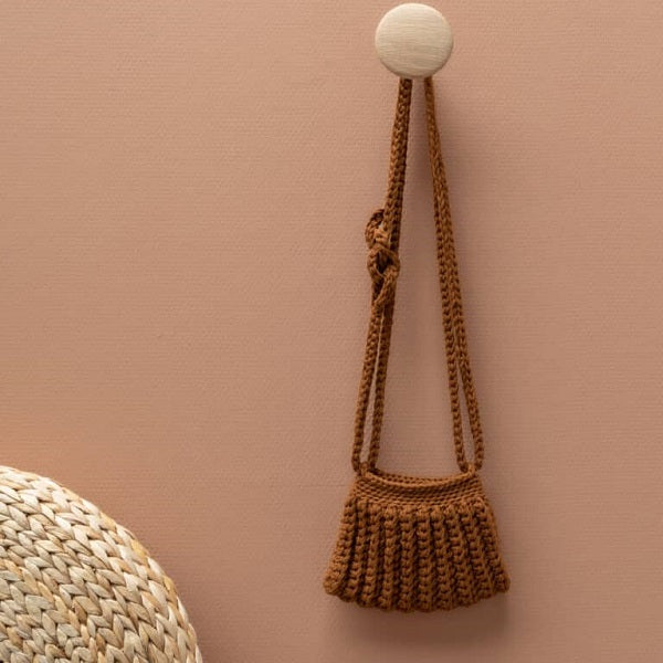 Cool cross body bag satay — gemaakt met Haakpatroon Yarn and Colors Cool Cross Body Bag