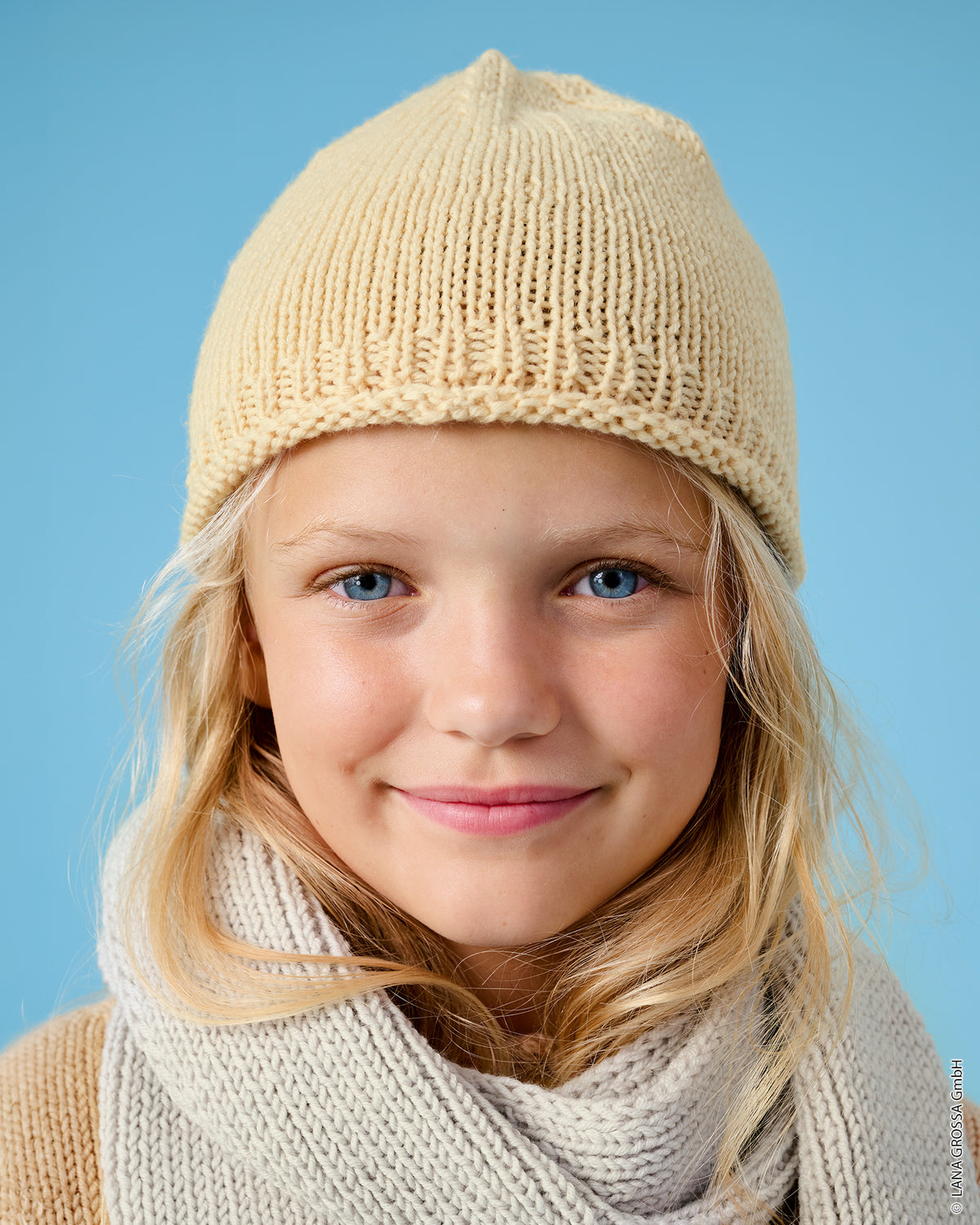 Lana Grossa Kids Nr. 15 model 22 - muts met Cool Wool Big - sfeerfoto 1