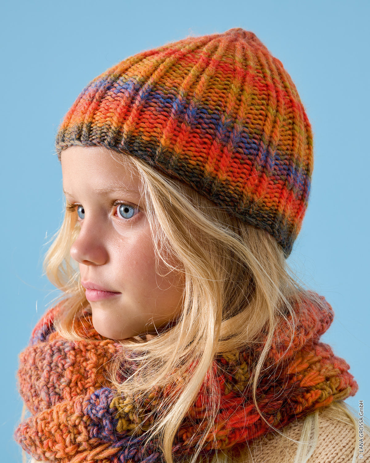 Lana Grossa Kids Nr. 15 model 24 - muts met Colors For You - sfeerfoto 1