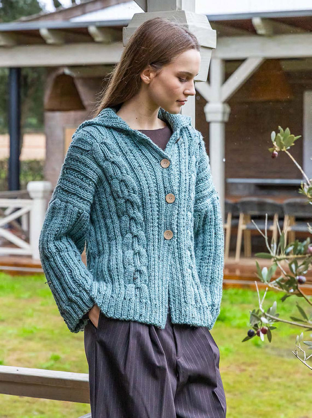 The essentials no page — gemaakt met Katia Bulky Tweed (3)