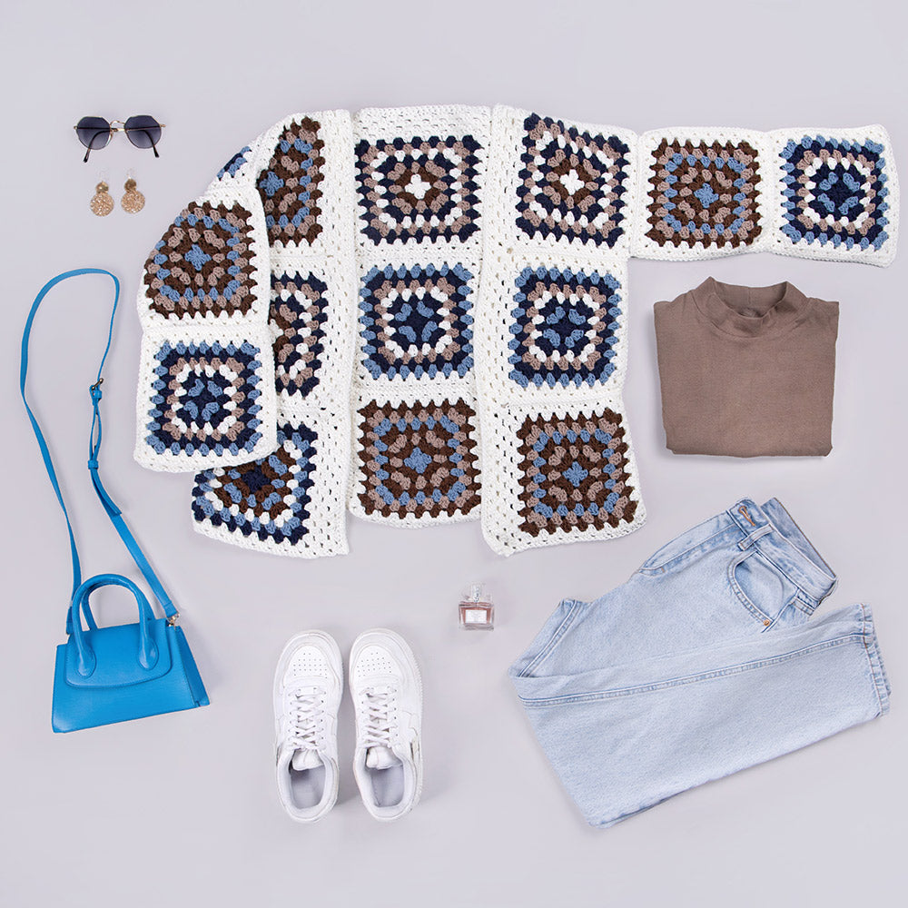 Grannys — gemaakt met Ocean Granny Vest - Finishing Stitches Haakpakket