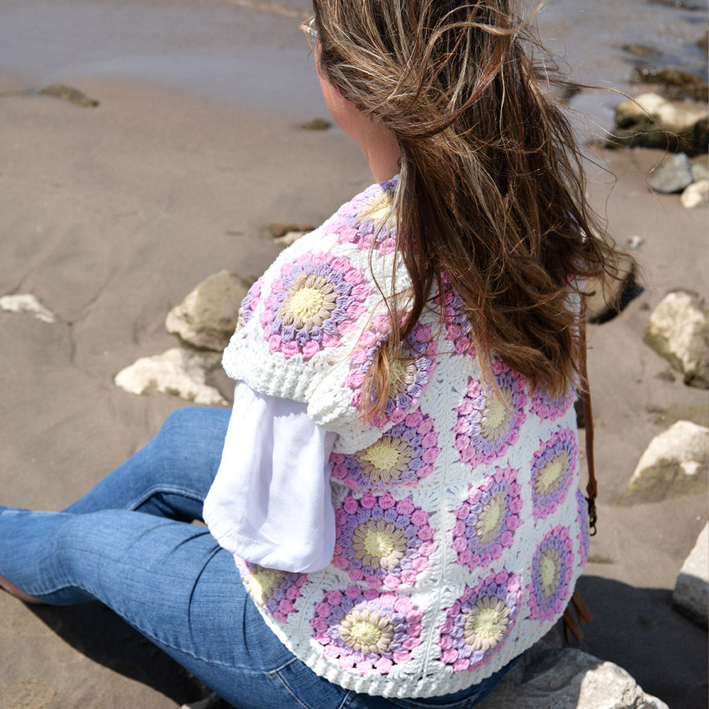 Pastel Sunset Gilet Garen- en Haakpakket - Finishing Stitches (8)