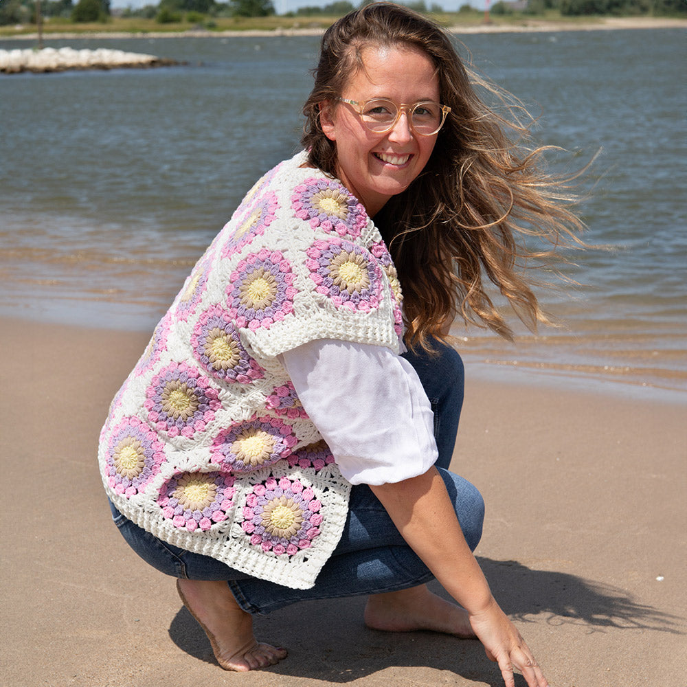 Pastel Sunset Gilet Garen- en Haakpakket - Finishing Stitches (3)