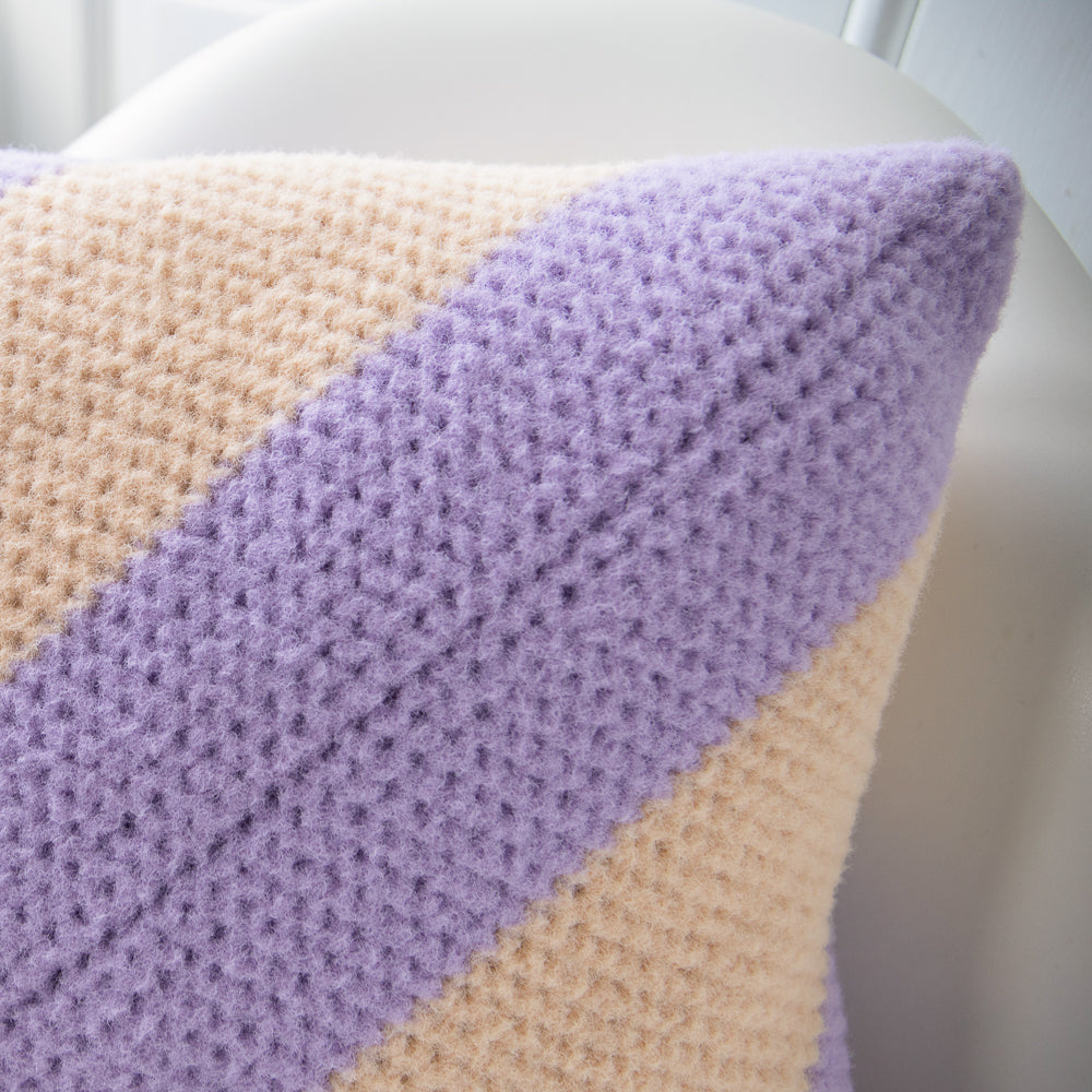 Felt-it Striped Cushion Crochet Kit