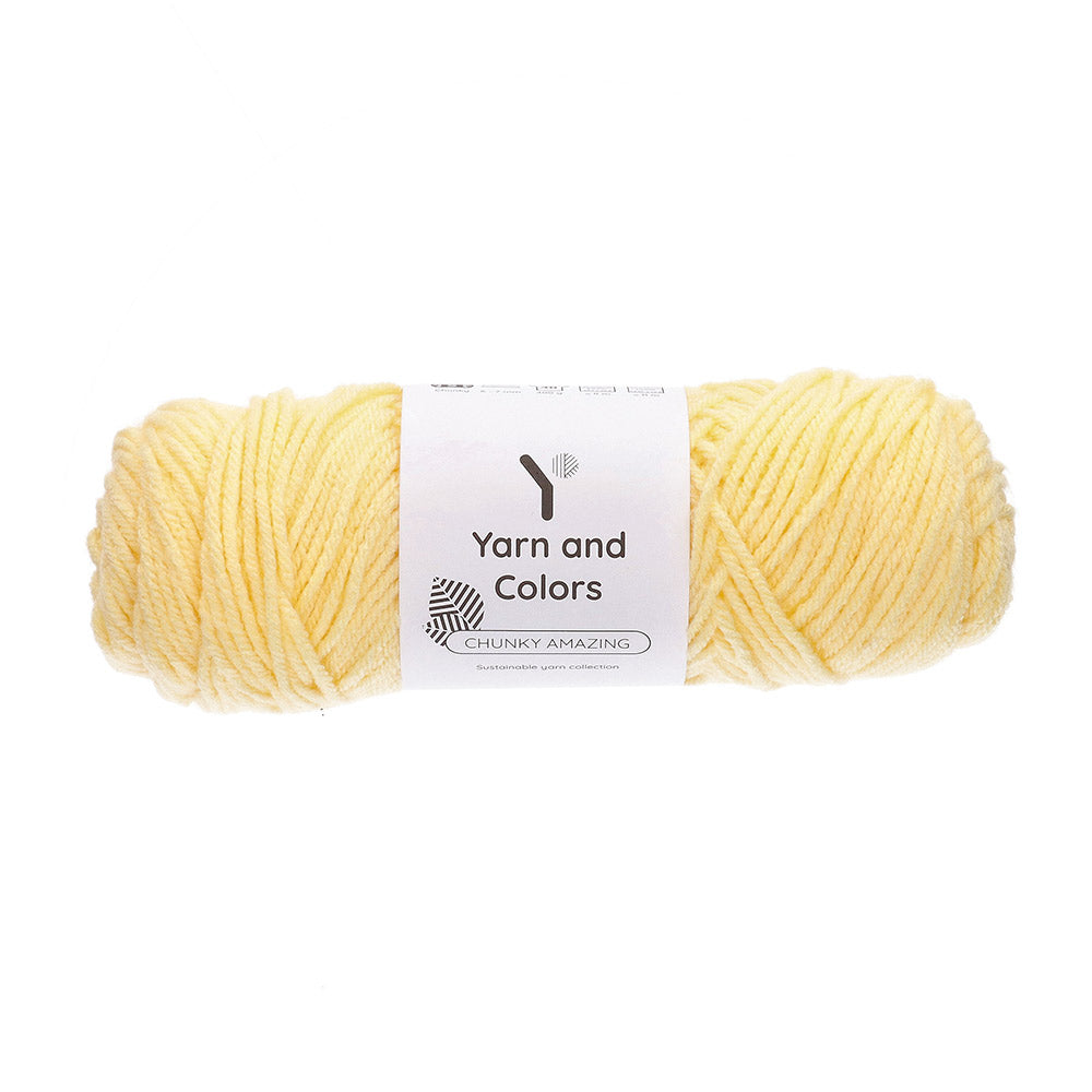 Yarn and Colors Chunky Amazing 010 Vanilla