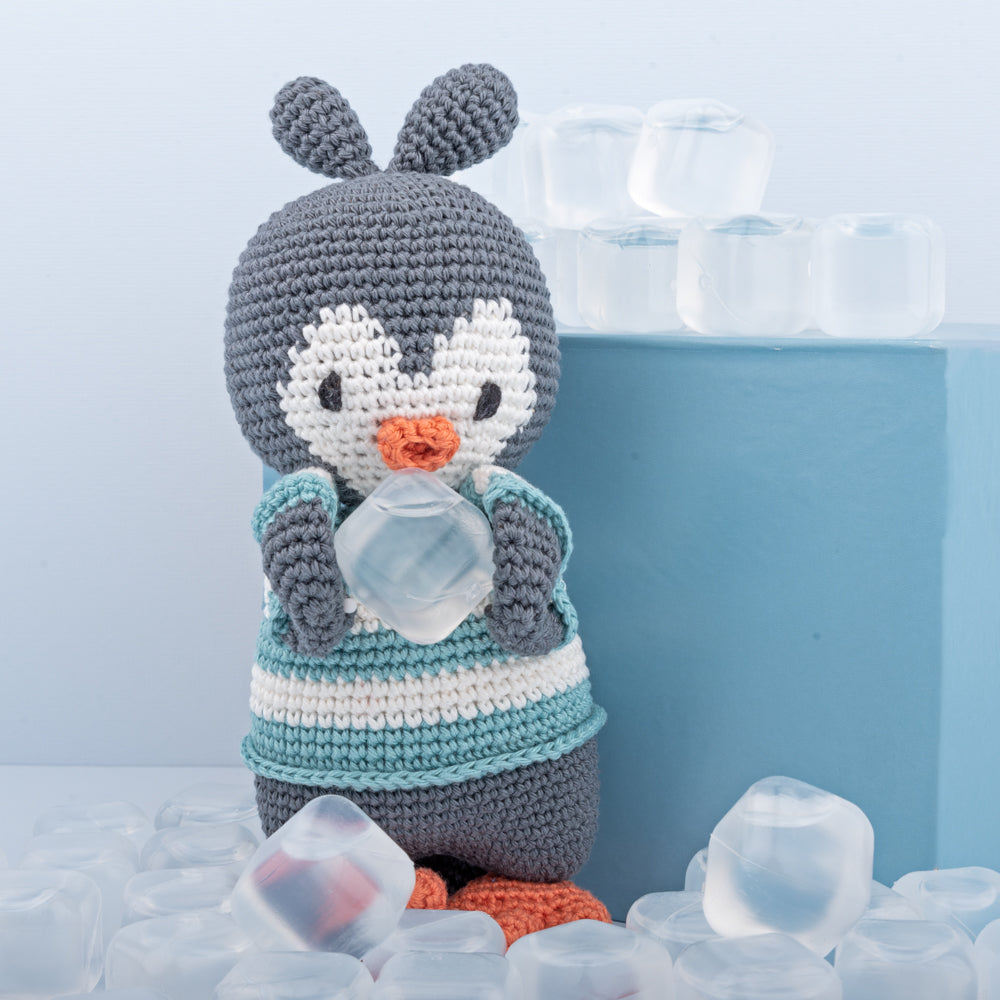 Hosih the penguin — gemaakt met Yarn and Colors Hoshi the Penguin Haakpatroon (2)