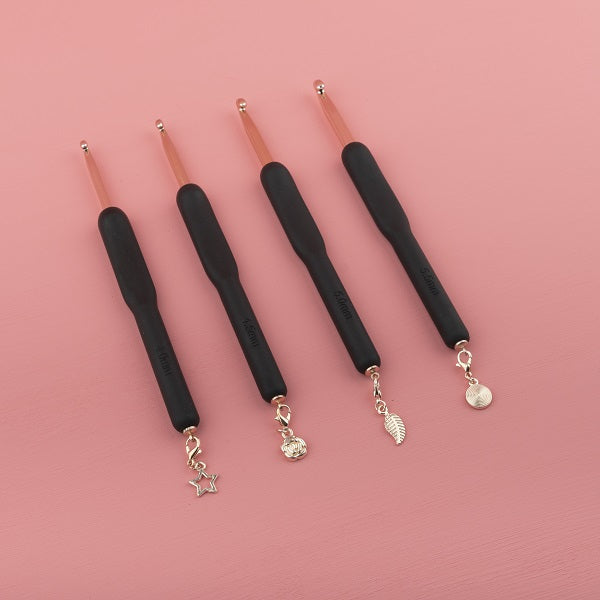 Yarn and Colors Rosé Haaknaald 4,5 mm (3)