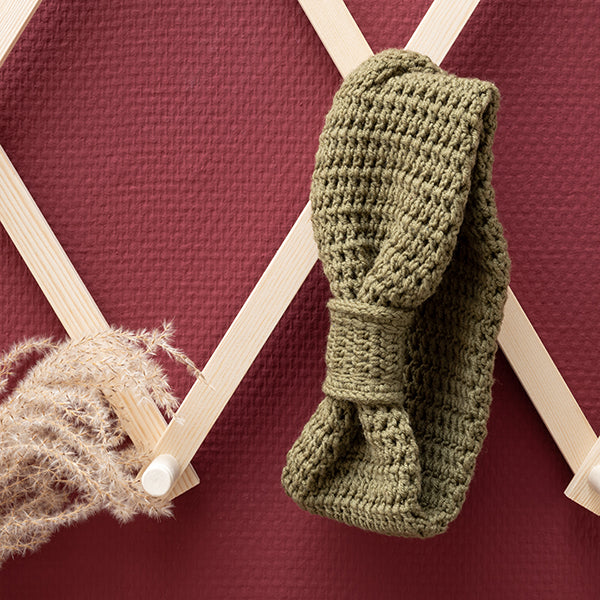 Soft serene hoofdband — gemaakt met Yarn and Colors Soft Serene Headband Booklet (2)