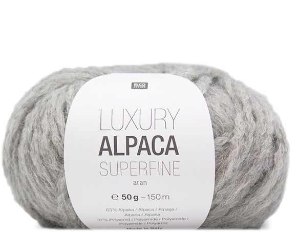 light grey aran wool