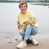 Knitted Sweater with crochet granny sleeves Yellow XS/SKnitted Sweater with crochet granny sleeves Yellow XS/S