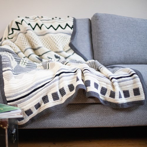 Dream Blanket 6.0 CAL Crochet Kit 03 Graphite - Birch - Shark Grey