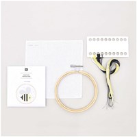 Rico Design Embroidery Kit Bee Ø 10 cm-3