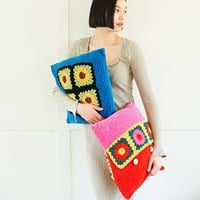 Stylecraft crochet pattern Squeeze Me Crochet Blanket and Cushions-2