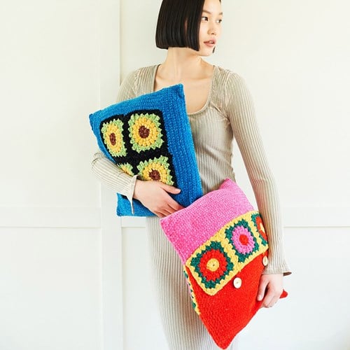 Stylecraft crochet pattern Squeeze Me Crochet Blanket and Cushions-2