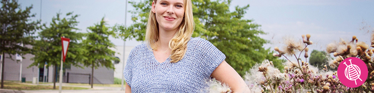 Summer Top with V-neck - Free Knitting Pattern