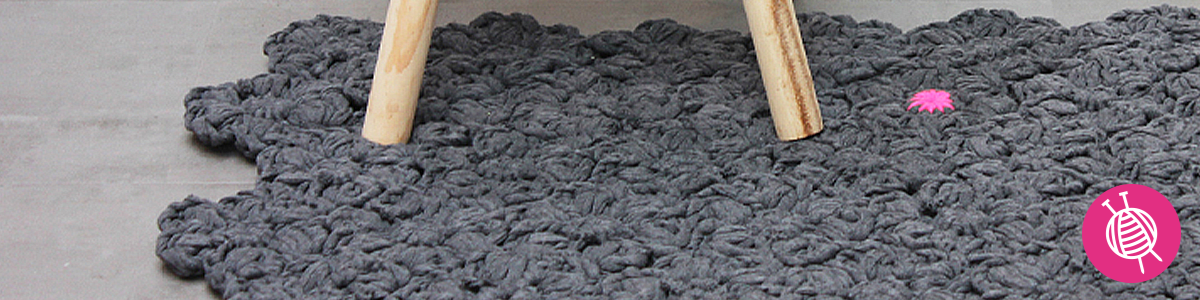 Crochet a floral rug