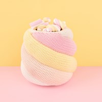 Marshmallow Vase Crochet Kit-2