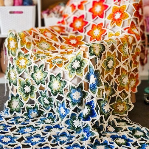 Resilience in Bloom CAL Yarn Kit