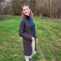 Cottagecore Cardigan - It's Annemade Yarn and Crochet Kit