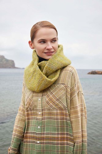 Lang Yarns Wooladdicts #15 Winter 2025/2026