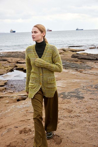 Lang Yarns Wooladdicts #15 Winter 2025/2026