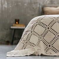 Never Stop Dreaming Bedspread Crochet Kit-2