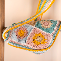 Hippe granny square tas pastel