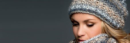 Knitting pattern of a snood and hat