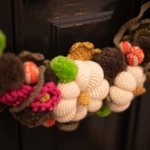 Crochet Pattern Fall Wreath-2