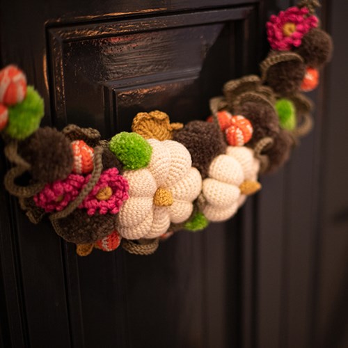 Crochet Pattern Fall Wreath-3