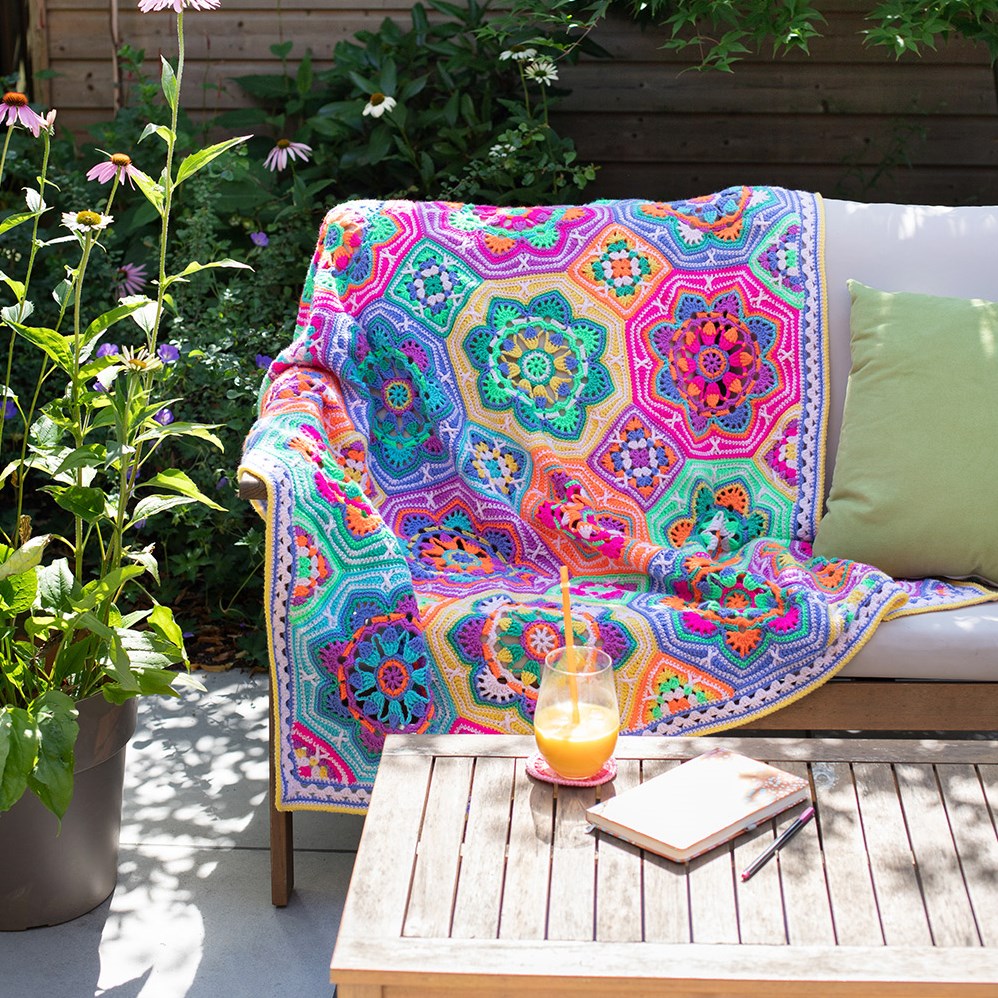 Crochet Blanket Jade Green Throw Persian Tiles Fiësta Blanket Crochet Kit, image size:998x998