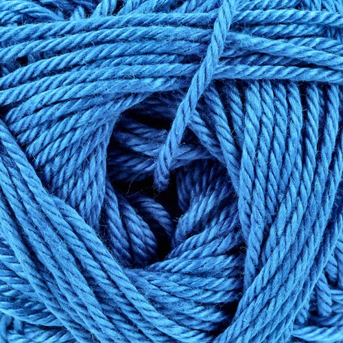 Yarn and Colors Must-have 136 Lapis-2