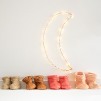 Yarn and Colors Oh Baby! Crochet Booties Crochet Kit 040 Pink Sand-3