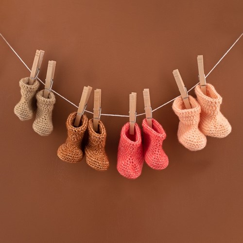 Yarn and Colors Oh Baby! Crochet Booties Crochet Kit 009 Limestone-3