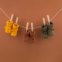 Yarn and Colors Oh Baby! Knit Booties Knitting Kit 091 Khaki