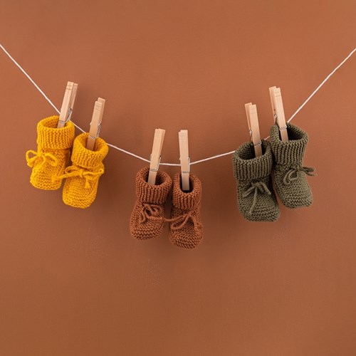 Yarn and Colors Oh Baby! Knit Booties Knitting Kit 015 Mustard-2