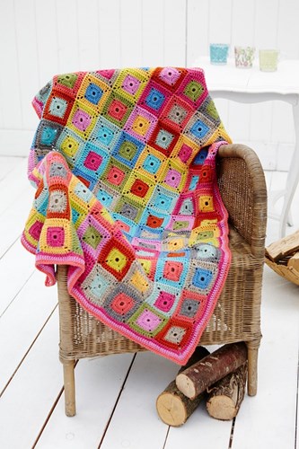Crochet Pattern Stylecraft Life DK No. 9232 Square in a Square Blanket-2