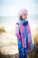 Breipatroon Stylecraft Batik Swirl DK No. 9538 Kinder trui, vest en sjaal